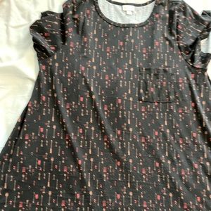 Lularoe 3xl tshirt material Carly